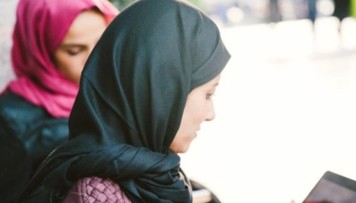 tacikistanda-hicab-qadagan-edildi